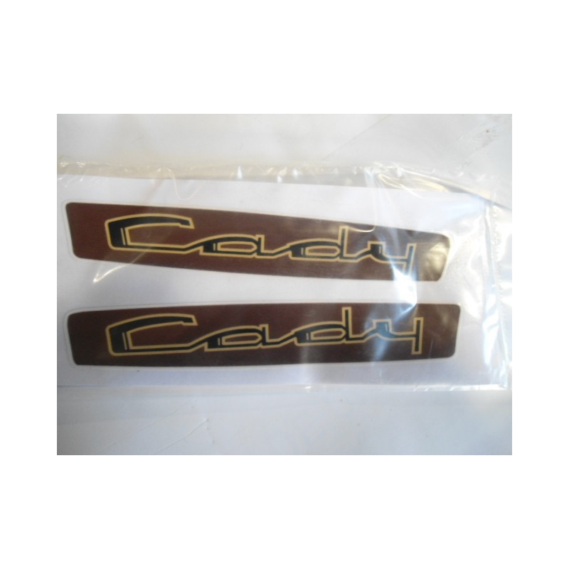 Autocolante cady castanho ou branco